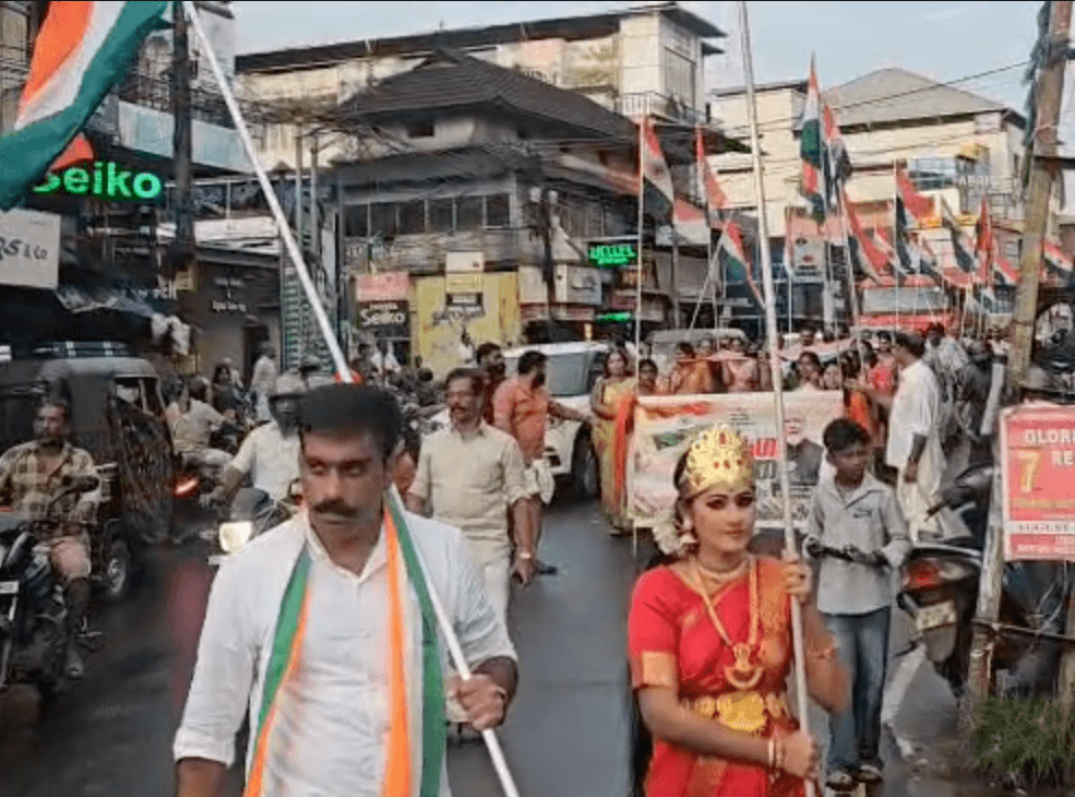 കുന്നംകുളത്ത് ബിജെപി തിരംഗ യാത്ര സംഘടിപ്പിച്ചു
