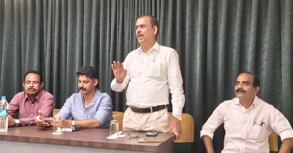 ട്വന്റി20 പാർട്ടി അങ്കമാലി നിയോജക മണ്ഡലം പ്രവർത്തക കൺവെൻഷൻ നടത്തി